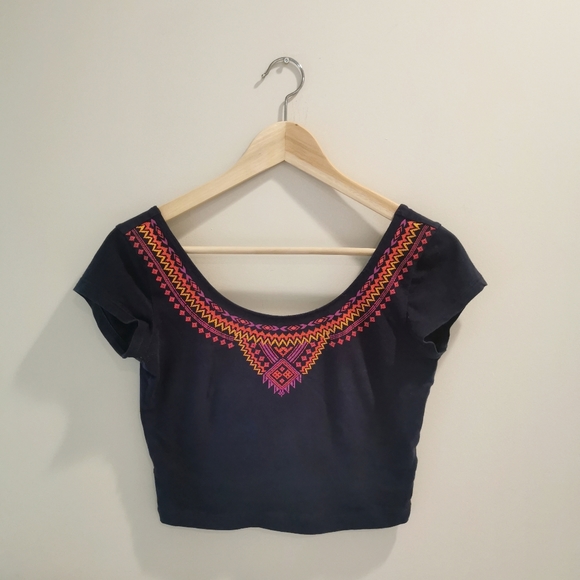 Garage crop top - Picture 1 of 1